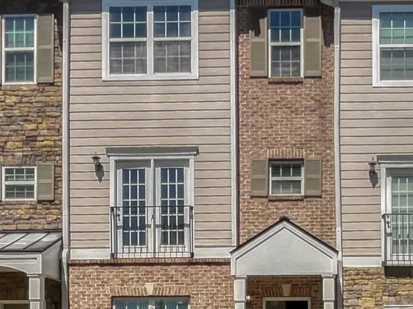 5545 Festival Ave, Fairburn, GA 30213