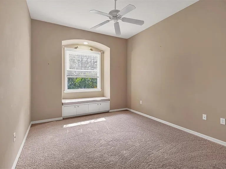 4920 Old Oakleaf Dr — Photo 25