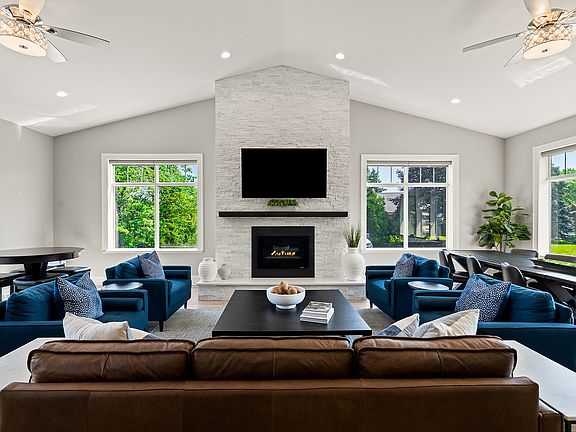 Saddlebrook Apartments Spacious Club Room