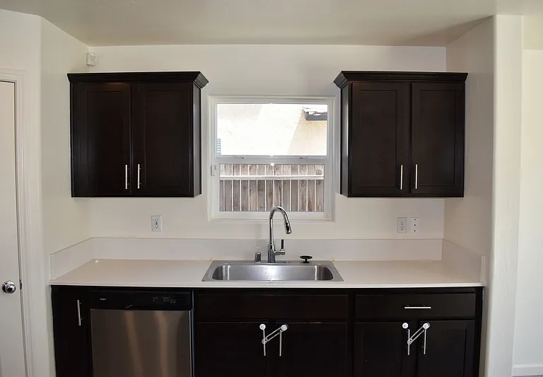 698 Jessie Dr — Photo 13