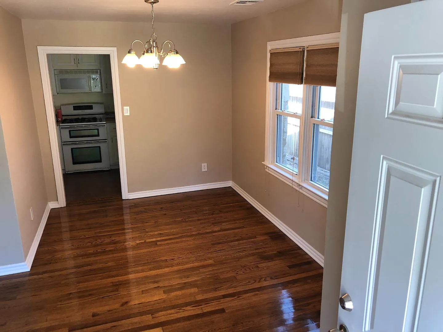 3228 NW 45th St — Photo 3