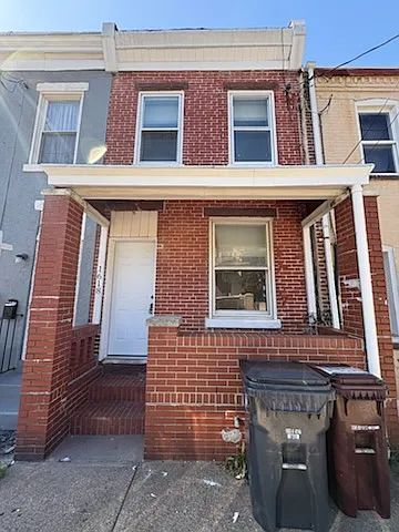 1618 W 5th St