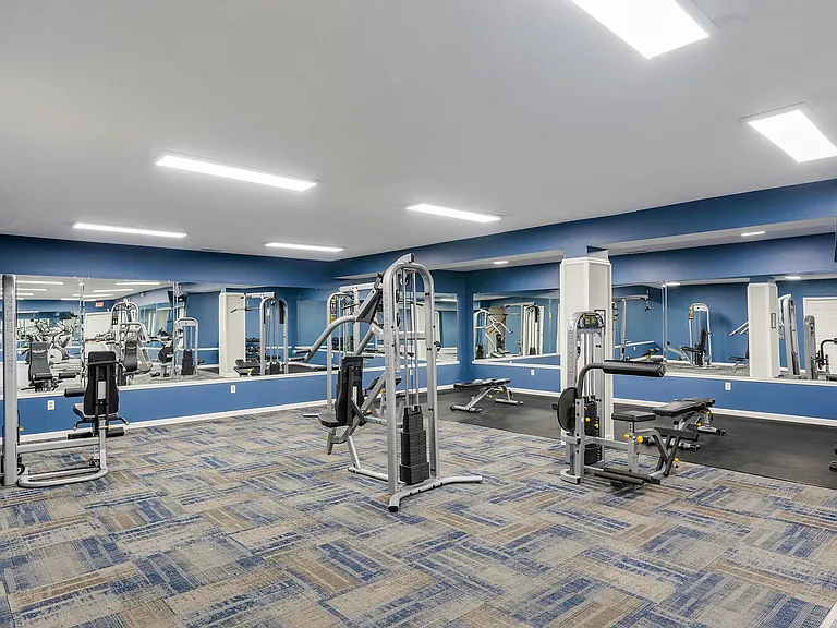 Burlington Oaks Apartments — Photo 24