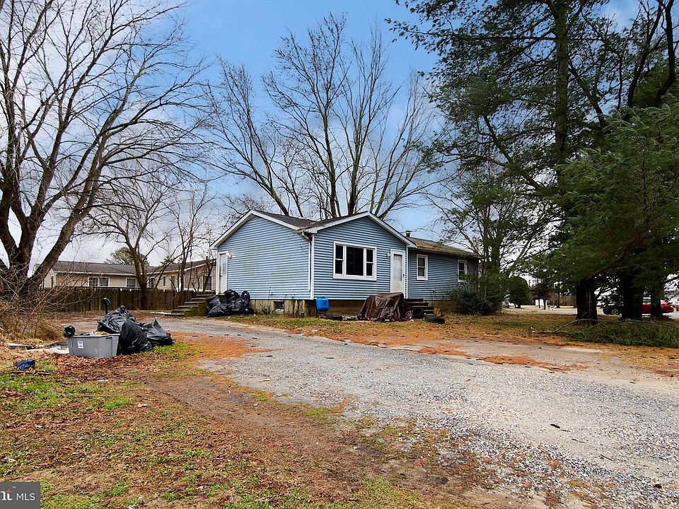 1st image of 18 Cattle Dr