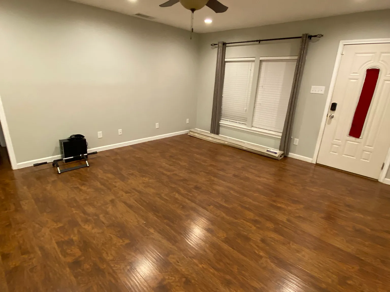 3 bed, 1095 sqft, $1,550 — Photo 4