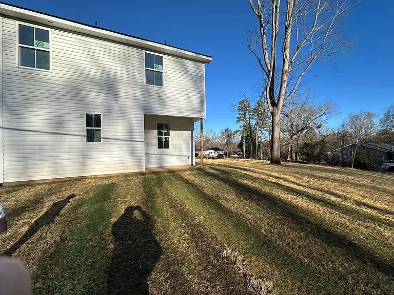 673 Berry Shoals Rd — Photo 2