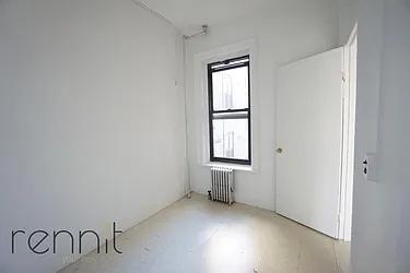 Rented by Rennit Inc.