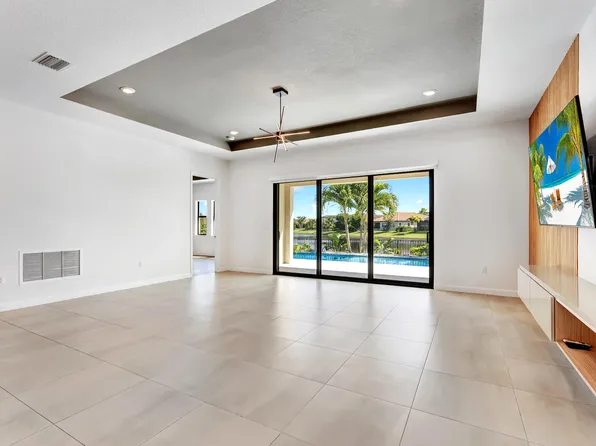 3128 Streng Lane, Royal Palm Beach, FL 33411