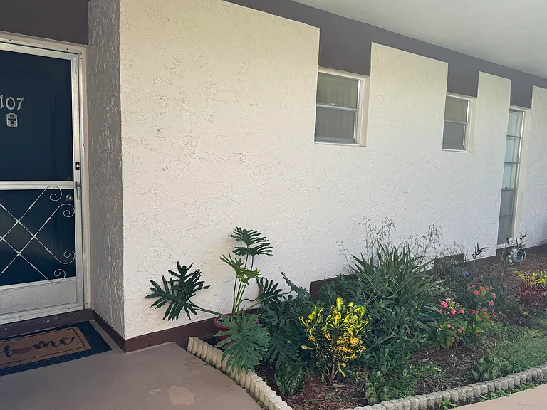 7 Greenway Vlg N #107 — Photo 15