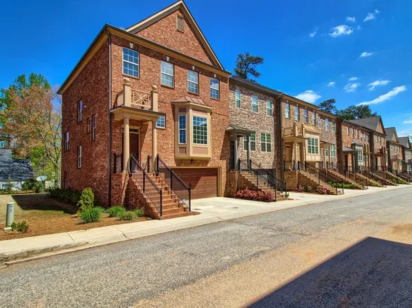 1090 Willow Field Dr SE, Marietta, GA 30067