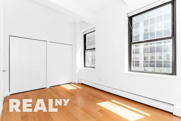 Rented by REAL New York | media 10