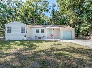 825 Escambia Dr, Sanford, FL 32771