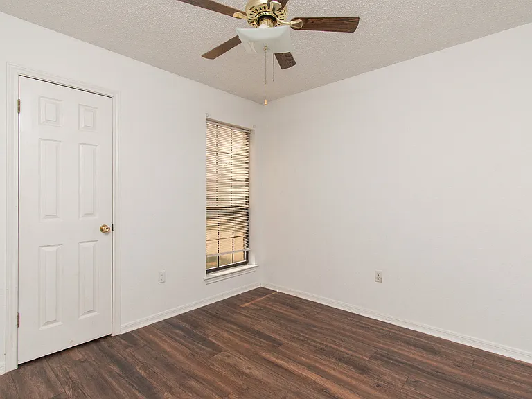 214 Appaloosa Dr — Photo 14