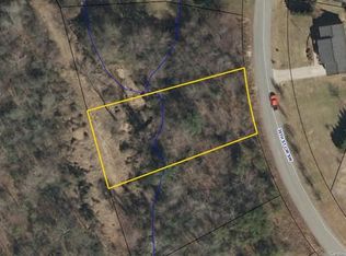 1298 39th Street Cir SW, Hickory, NC 28602