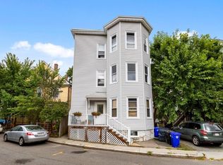 58 Prince St #2, Brookline, MA 02445