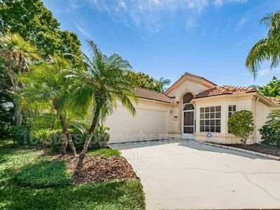 774 Lighthouse Dr, Tarpon Springs, FL, 34689