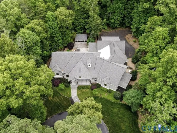3056 Greywalls Dr, Powhatan, VA 23139