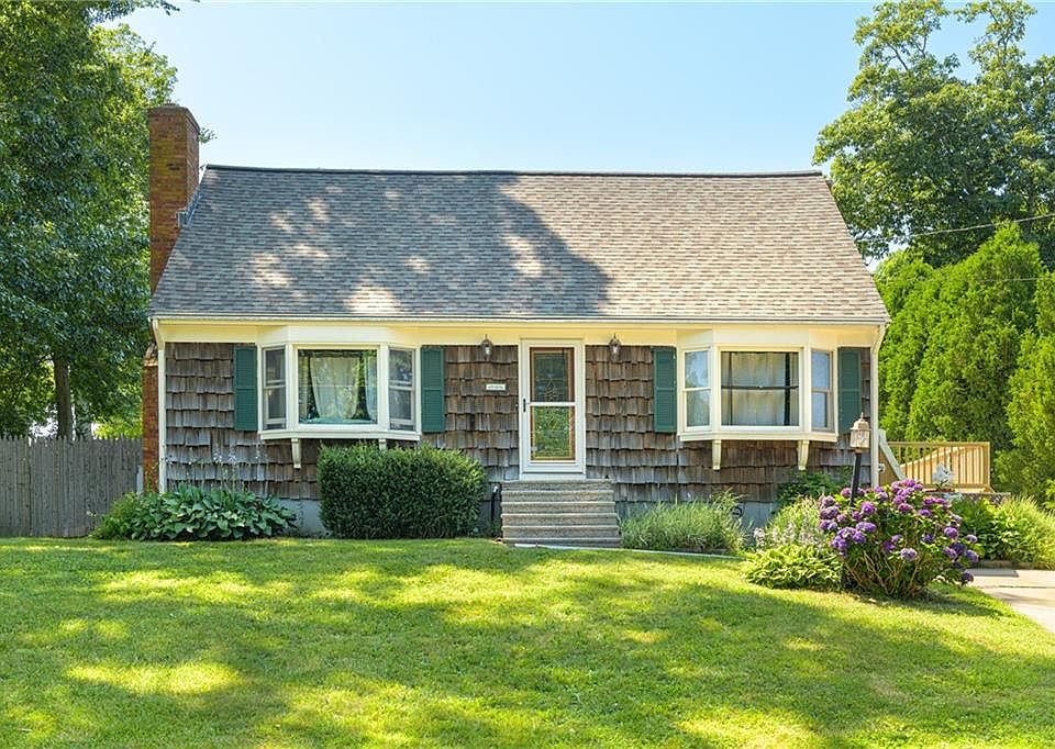 1st image of 5 Monterey Dr