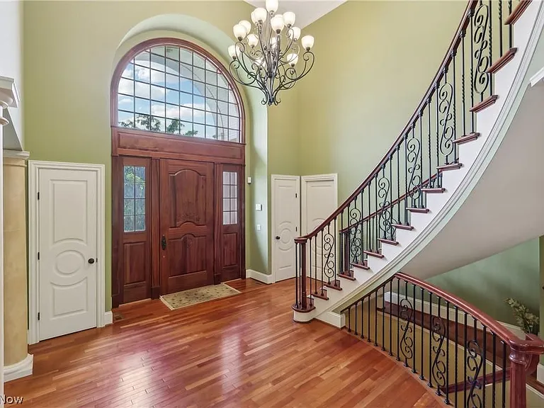 7560 Royal Portrush Dr — Photo 2