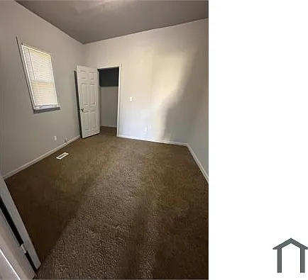 558 Holbrook St — Photo 14