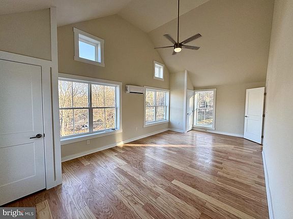 3rd image of 280 Old Waynesboro Rd