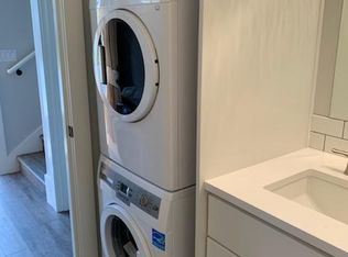 6179 NE 17th Ave UNIT B, Portland, OR 97211