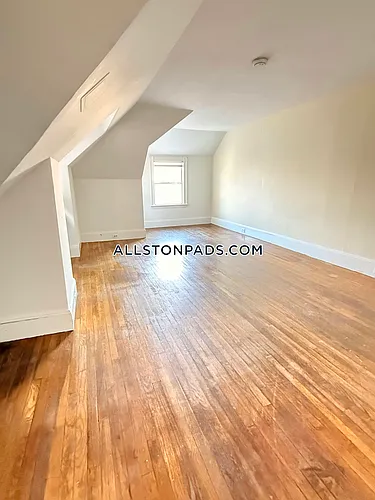 18 Quint Ave #3S Photo 1
