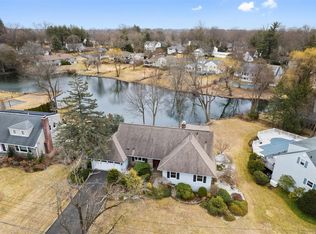 27 Homeside Ln, White Plains, NY