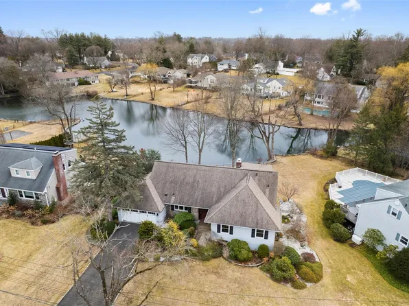 27 Homeside Lane, White Plains, NY 10605