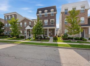 2020 Hereford St, Saint Louis, MO 63110