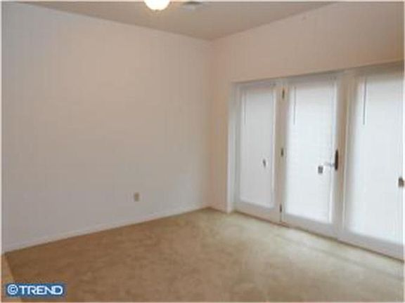 4th image of 255 W Uwchlan Ave