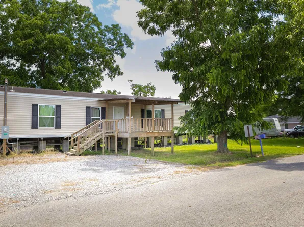 298 E 16th St, Larose, LA 70373