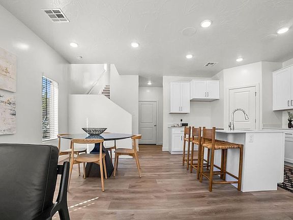 Photo not representational of selections, only the floor plan. Contact agent for details