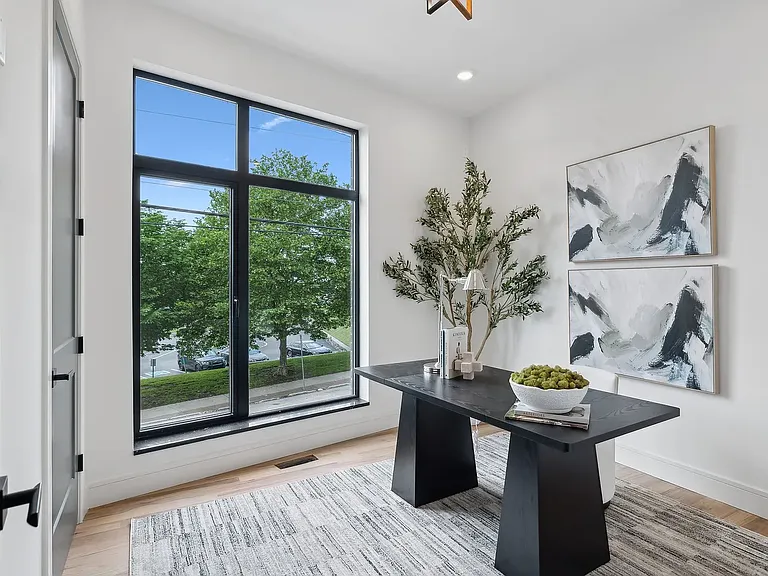 1103 Forest Ave #E — Photo 8