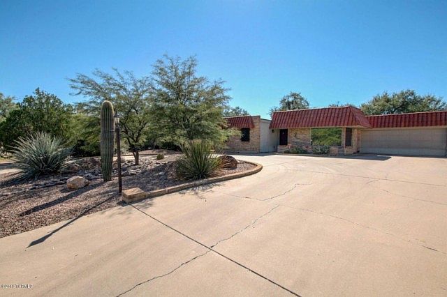1st image of 7222 E Calle Los Arboles