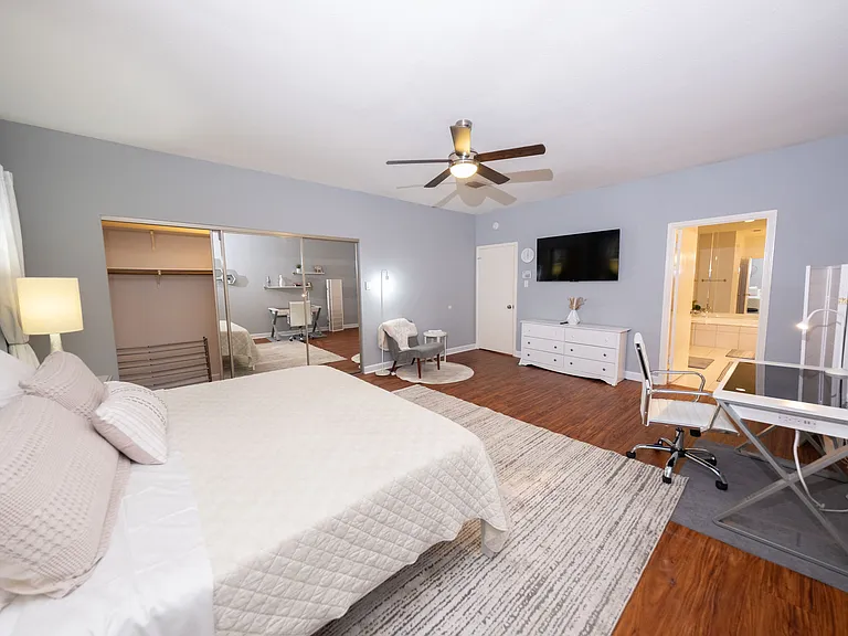 2832 Holly Hall St — Photo 13