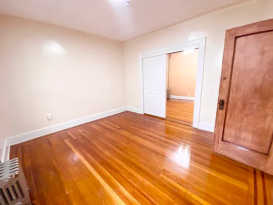Rented by Amorelli Realty | media 12