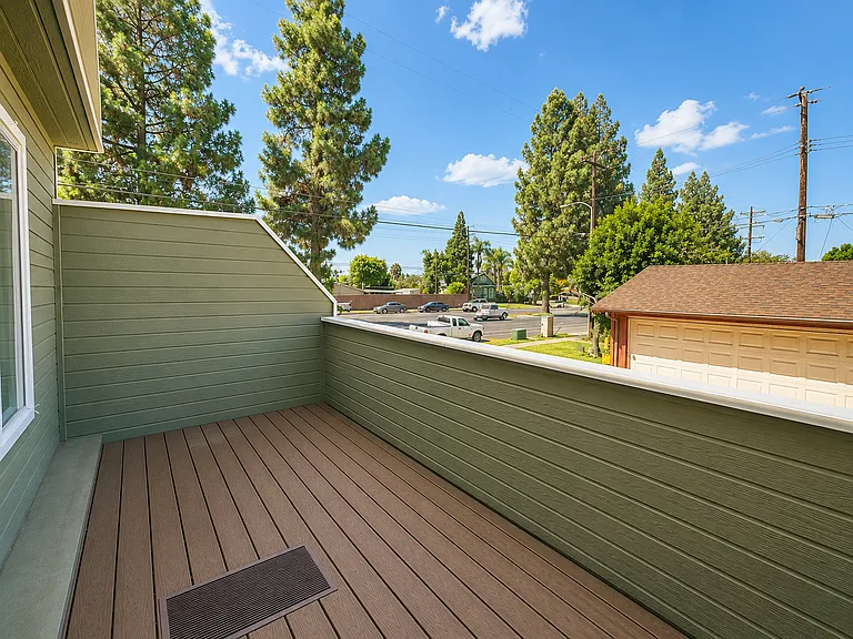 1163 W Badillo St — Photo 4