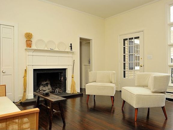 Sitting Area with fireplace