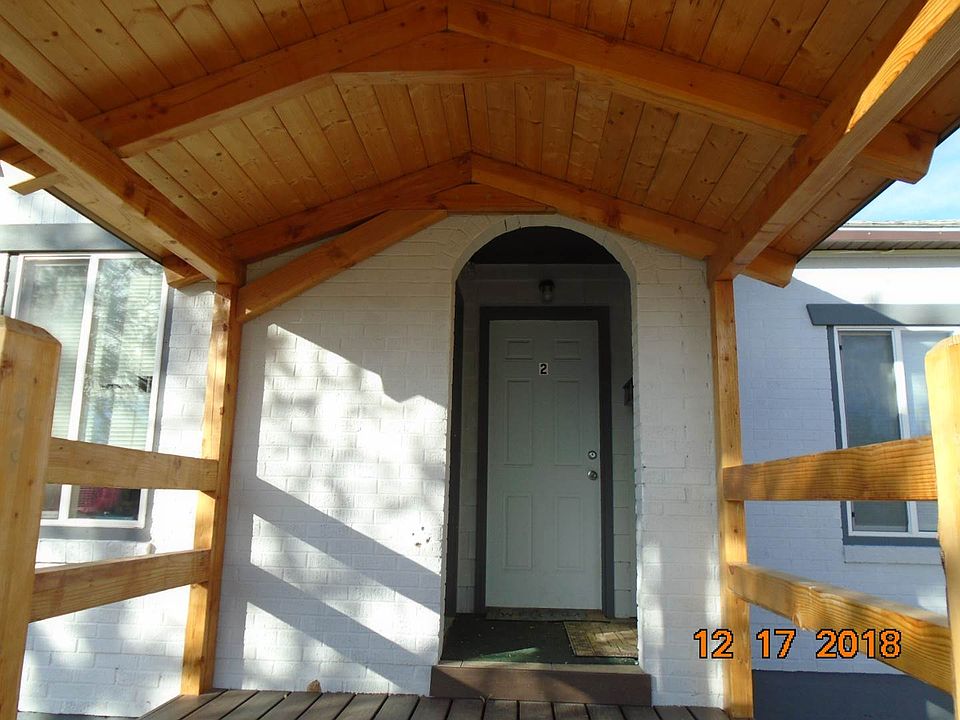 1st image of 330 5th Ave SE