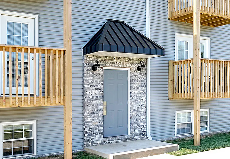 Exterior - Breezeway Entry