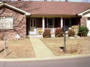 1014 Woodlawn Ave, Hot Springs, AR 71913