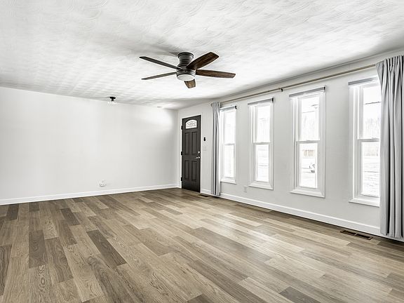 4th image of 6709 Jackson St