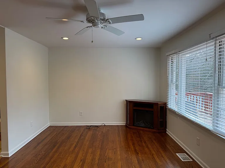 200 S Oconeechee Ave — Photo 8