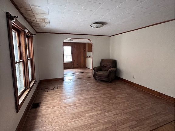 2nd image of 2331 Echo Hill Rd