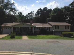413 Arnold St, Seneca, SC 29678