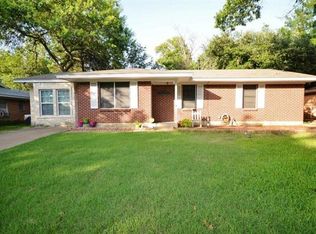 1600 Nichols St, Ennis, TX 75119