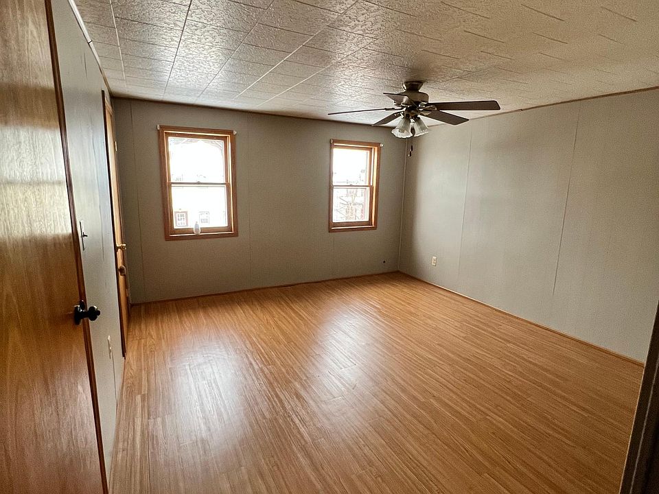 165 Front St 2, Pt Jervis, NY 12771 Zillow