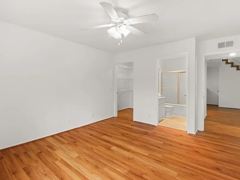 1619 S Bentley Ave #304 — Photo 10
