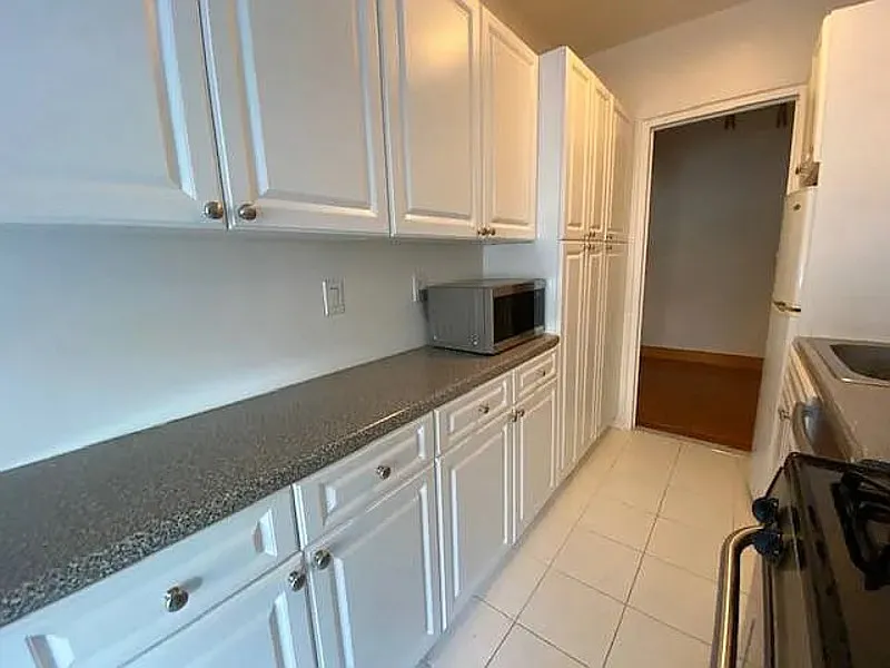 1 bed, 1.0 bath, 1100 sqft, $1,790 — Photo 2